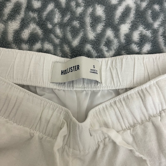 Hollister Ella Linen-Blend Pull-On Shorts - Picture 2 of 9